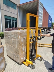 Yuyao Namei Cosmetics Packaging Co., Ltd.
