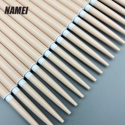 İyi bir fiyat. Ücretsiz Örnek Eyeliner Kalem Özel Etiket 0.5ml Boş Yapıştırıcı Eyeliner Tüp Konteyner Paketleme çevrimiçi