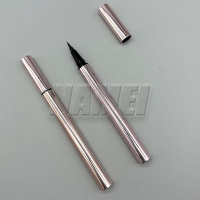İyi bir fiyat. OEM Özel eyeliner boş ambalaj salıncak boncuk sıvı eyeliner kalem konteyneri Özel boş eyeliner tüpü çevrimiçi